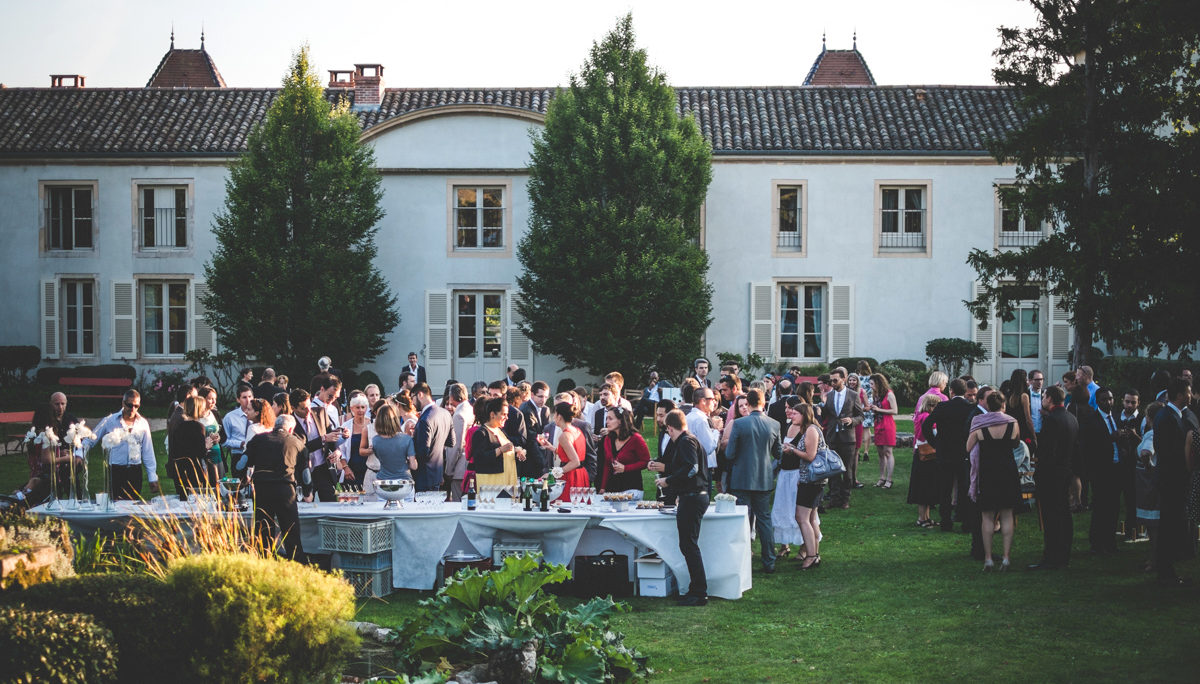 Cocktail dans le parc - Château des Broyers - Beaujolais & Bourgogne